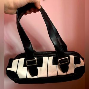 Piano purse